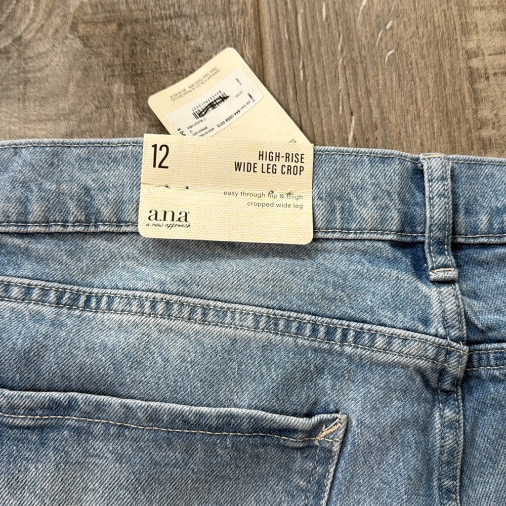 a.n.a Blue and Cream Flare Wide Leg Jeans - Picture 8 of 9